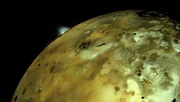 На Ио, спутнике Юпитера, астрономы нашли озеро из лавы