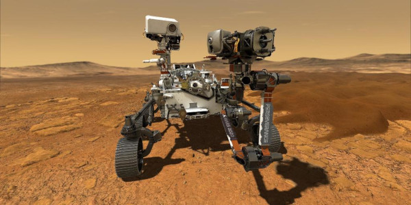 Curiosity обнаружил на Марсе необычный блестящий камень