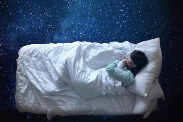 Ночью человек видит порядка пяти сновидений. Другие занимательные факты о снах
