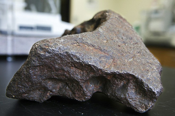 В Мичигане найден метеорит, 30 лет подпиравший дверь дома