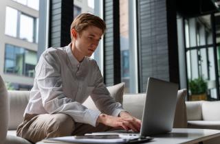 Нужно регулярно проводить проверку кредитной истории — финансисты