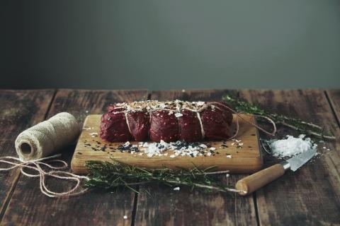 С камчатского мясного ресторана требуют 5 миллионов за кражу названия