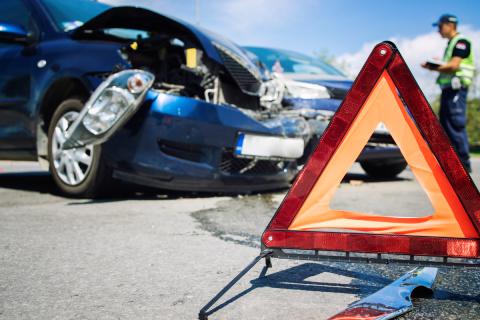 В Коми водитель Opel Astra уснул за рулём и вылетел в кювет на трассе Вятка — ГИБДД