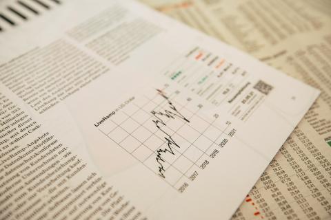 Роботы, мигранты или любовь: кто на самом деле спасёт экономику