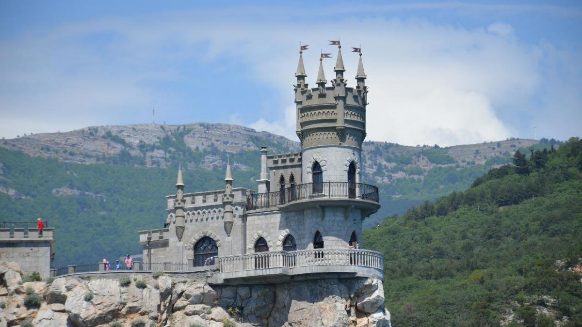 Замок Ласточкино гнездо