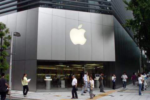 Продажи смартфонов Apple и Samsung снизились, рост обеспечили китайские бренды