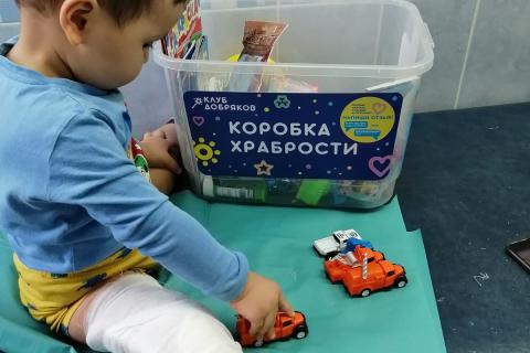 В центры соцобслуживания ЯНАО поступили ортопедические костюмы и вертикализатор