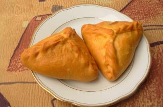 Всего из 5 простых шагов — пирожки, мягче, чем у любой пекарни