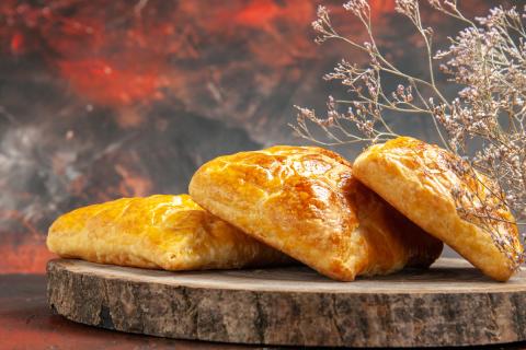 Выборгские пирожки с грибами на ржаном тесте стали кулинарной традицией — повара