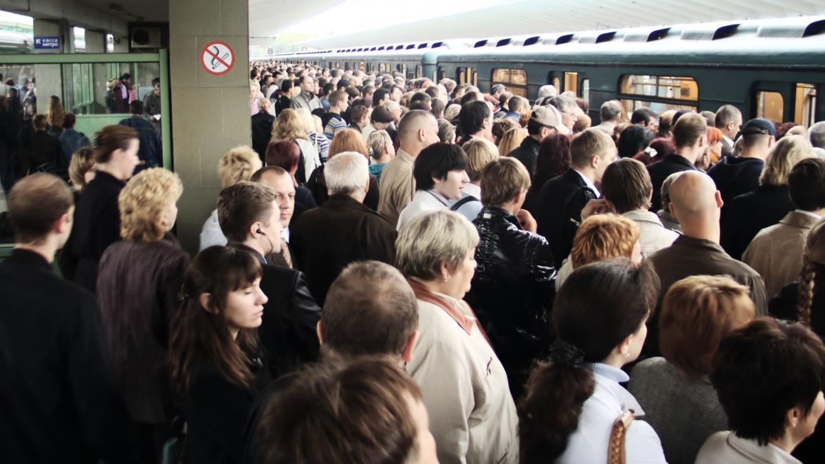 Люди в метро Люди в метро