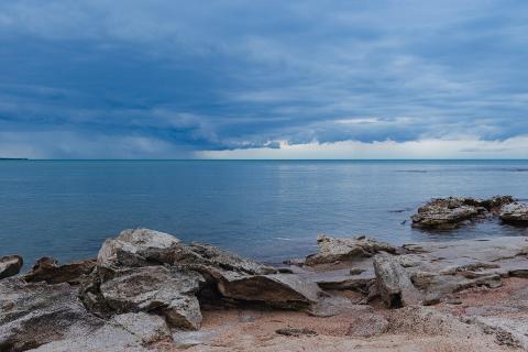 Иссык-Куль — это портал в мир, населённый гигантами? Тайна озера не даёт покоя учёным