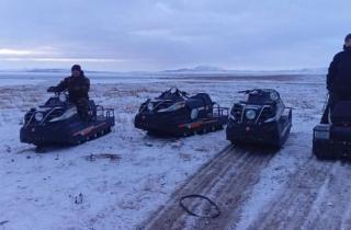 Чукотские оленеводы получили новые снегоходы и вездеходы — Сергей Тонкий
