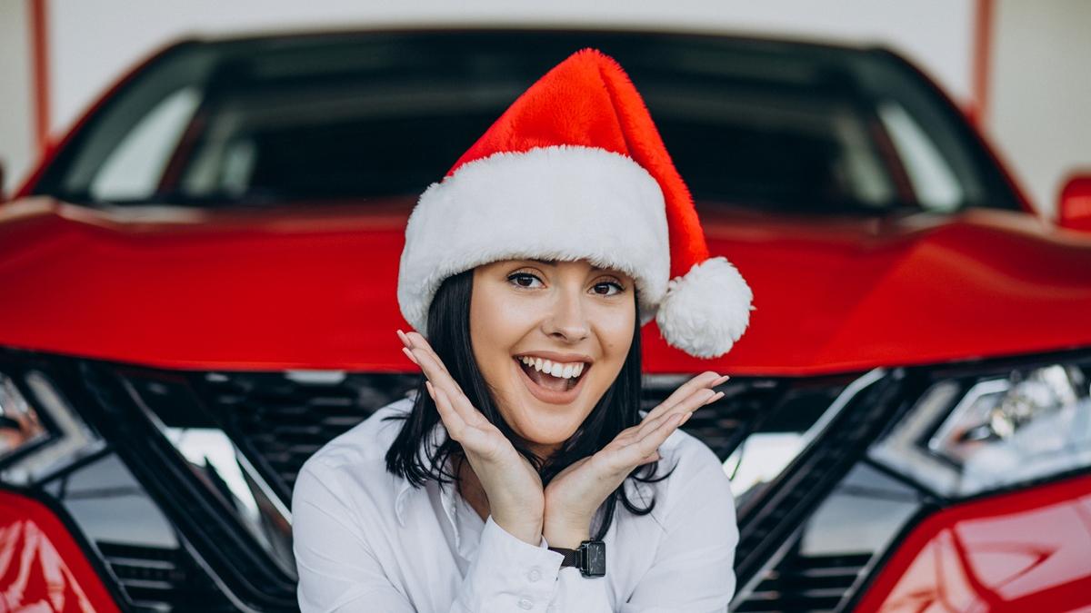 Новогодний автомобиль