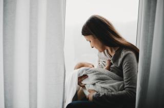 Термомаска для сна разработана для снятия усталости врачами