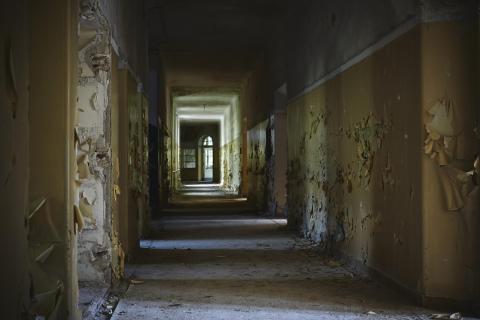 Девять детей в опасности: запрещённый лагерь устроил настоящий кошмар в Тверской области