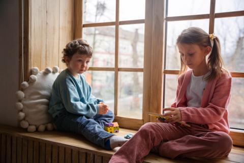 Как научить малыша делиться: простые методики для родителей