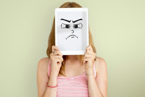 Как осознанное проживание эмоций влияет на качество общения и внутреннее состояние