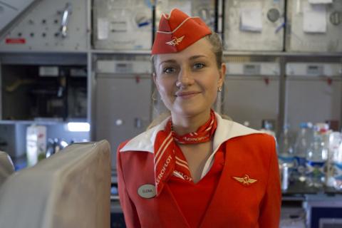 Стюардесса назвала одежду, которая может навредить в полете
