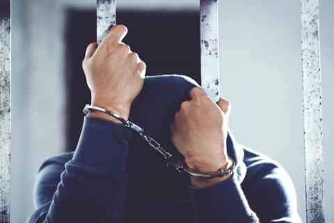 Пойман при фасовке: Магаданского наркосбытчика ждёт строгий режим
