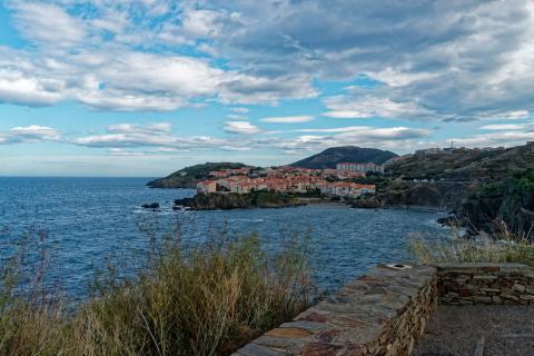 CNN: во Франции ввели штрафы €150 за прогулки туристов в купальниках вне пляжа