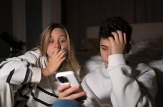 Смартфон используют для онлайн-заработка без вложений – интернет-пользователи