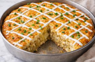 Сковорода больше не нужна: хрустящий ужин из капусты и мяса готовится сам