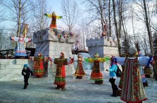 Длинные выходные совпали с Масленицей: самые атмосферные отели уже не могут принять гостей