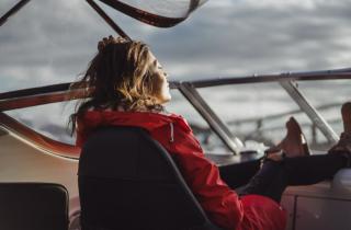 Многослойная одежда защищает от холода на северных водах