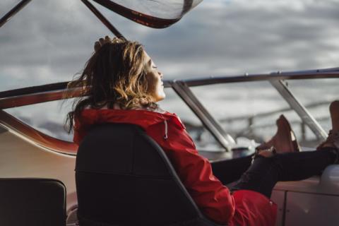 Многослойная одежда защищает от холода на северных водах