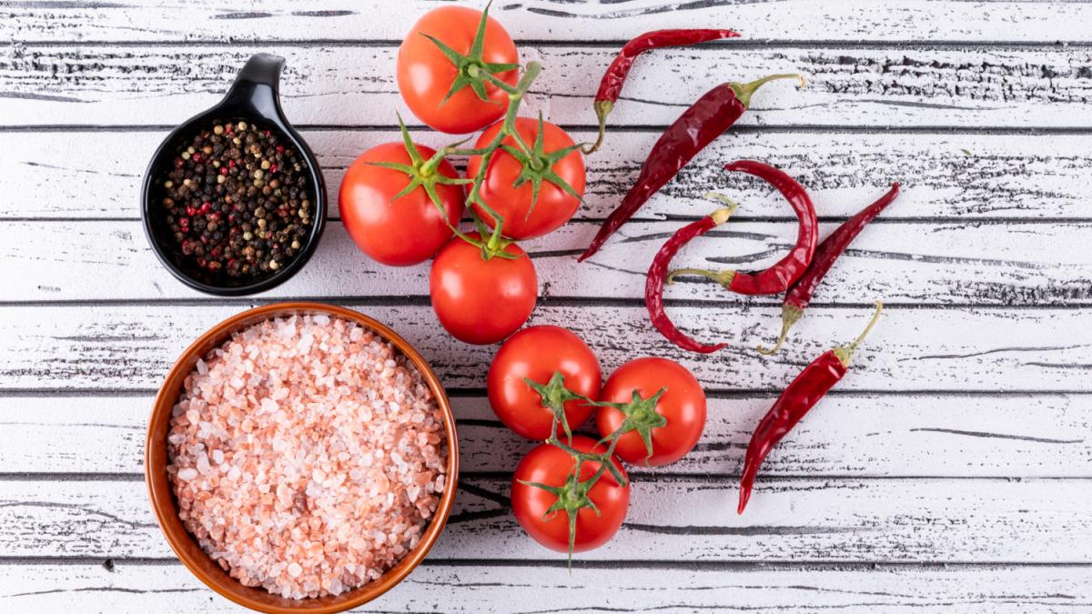 Джоллоф-рис с томатами и специями