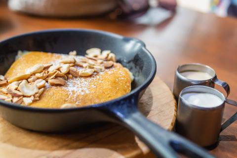 Зелень придала оладьям свежий акцент — повара