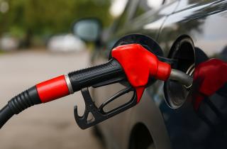 В ХМАО цены на бензин АИ-92 и АИ-95 снизились на 5% — Тюменьстат