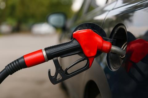 В ХМАО цены на бензин АИ-92 и АИ-95 снизились на 5% — Тюменьстат