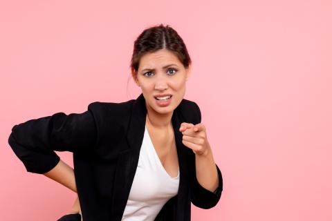 Кирмайер предложила метод И что? для оценки страха перед сплетнями — SELF