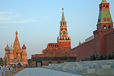 Семья — не лозунг, а сила: как прошёл парад от Камчатки до Калининграда