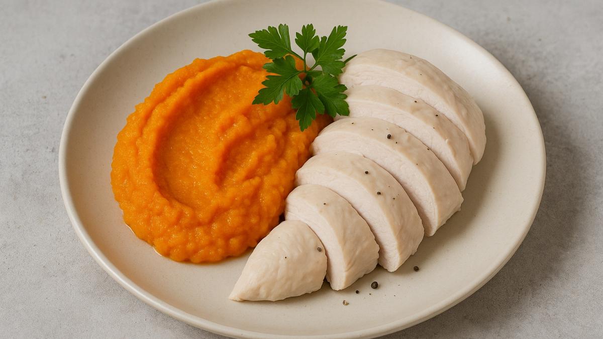 Куриная грудка с морковным пюре