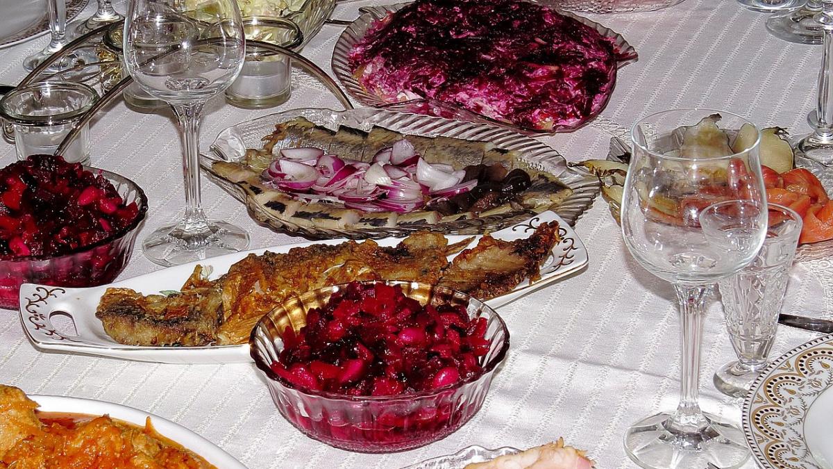 Праздничный стол