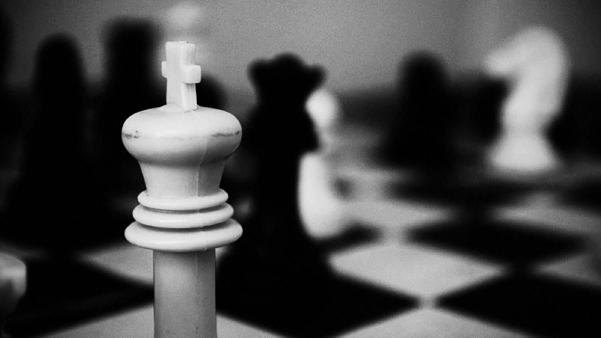 Шахматный король, шахматы