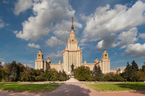 Единственная 400-балльница России прошла экзамен МГУ на максимум
