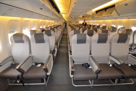 Около 1800 бортпроводников Spirit Airlines временно отстранены от работы из-за банкротства авиакомпании