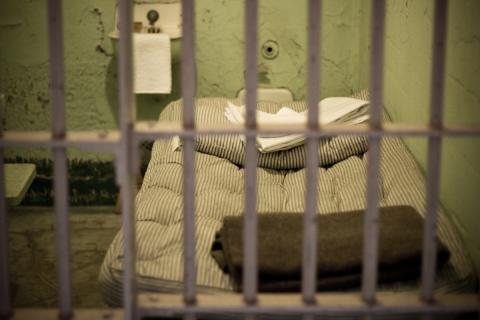 Суд в Красноярском крае назначил условный срок отцу погибших от дихлофоса детей
