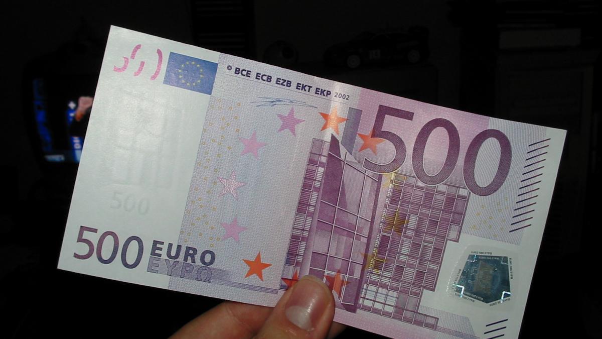 Купюра €500 Купюра €500