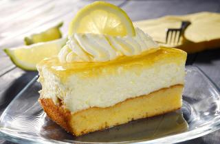 Торт с меренгой сохранил свежесть три дня в холодильнике — кулинары