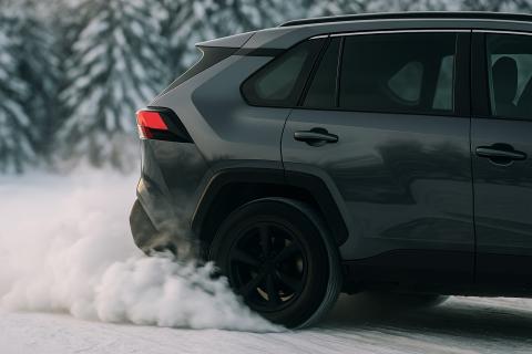 Инспекторы усилили контроль на трассах Ямала в праздники — ГАИ региона