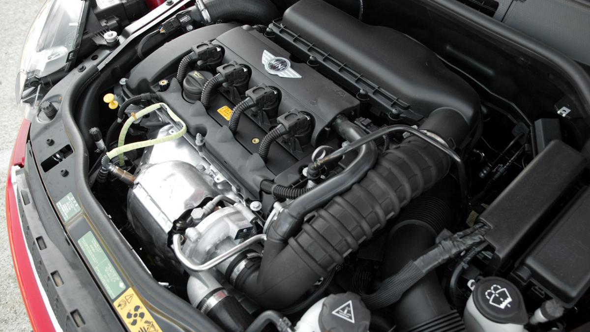 Мотор автомобиля