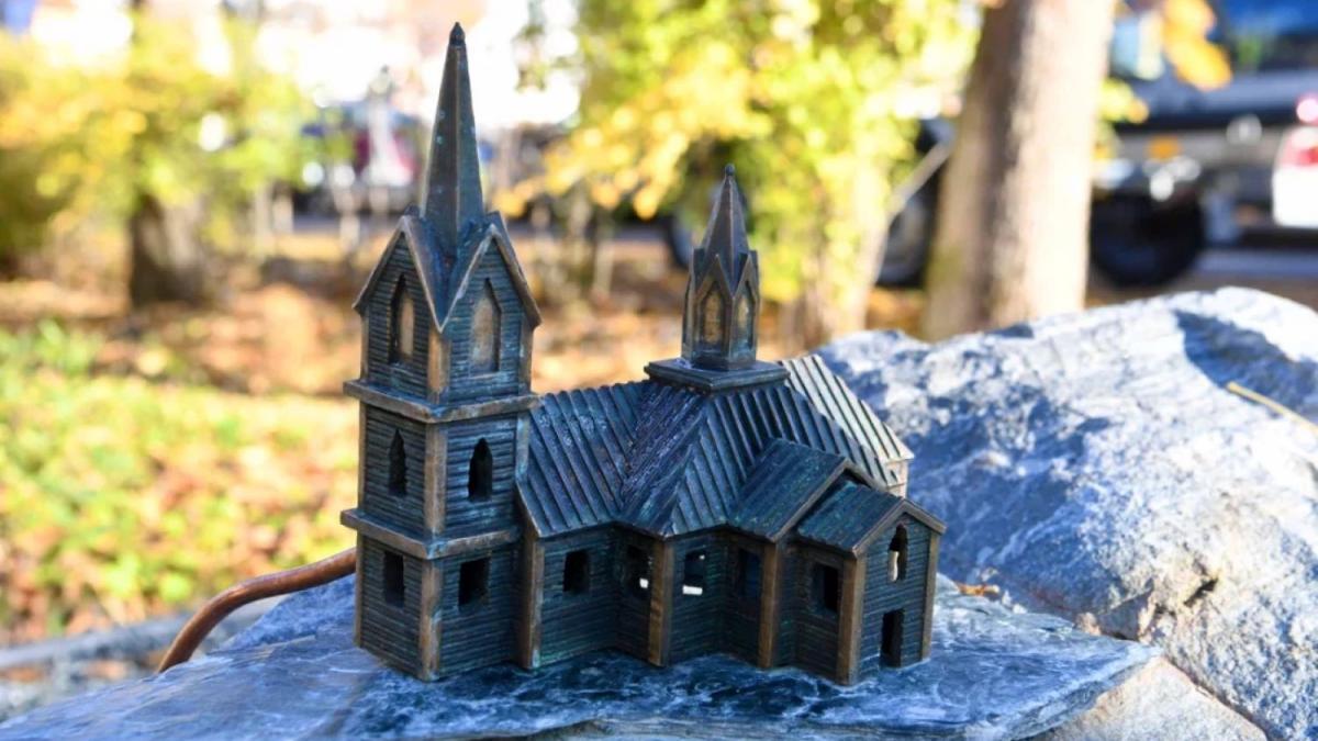 миниатюрное здание