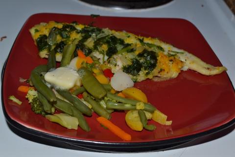 Рыба на пару с лимоном и травами идеально подходит для сбалансированного питания — диетологи