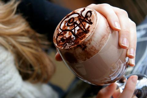 Эксперимент выявил влияние дофамина на чувство насыщения — Институт Макса Планка