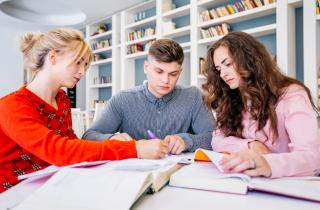 Бакалавров больше не будет: почему вузы России возвращаются к классической системе образования