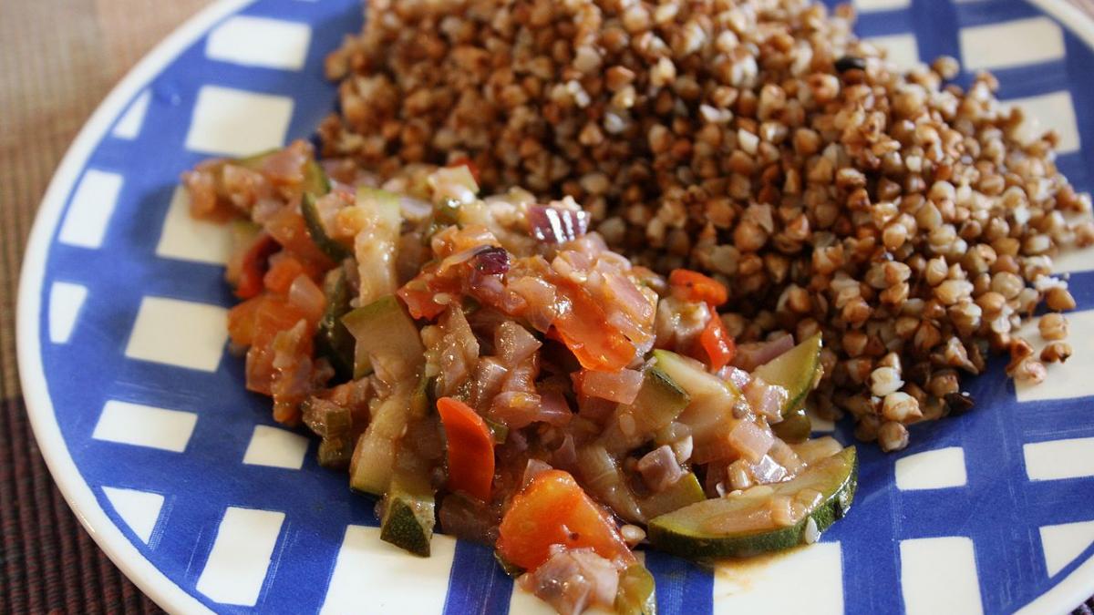 Гречка с овощами Гречка с овощами